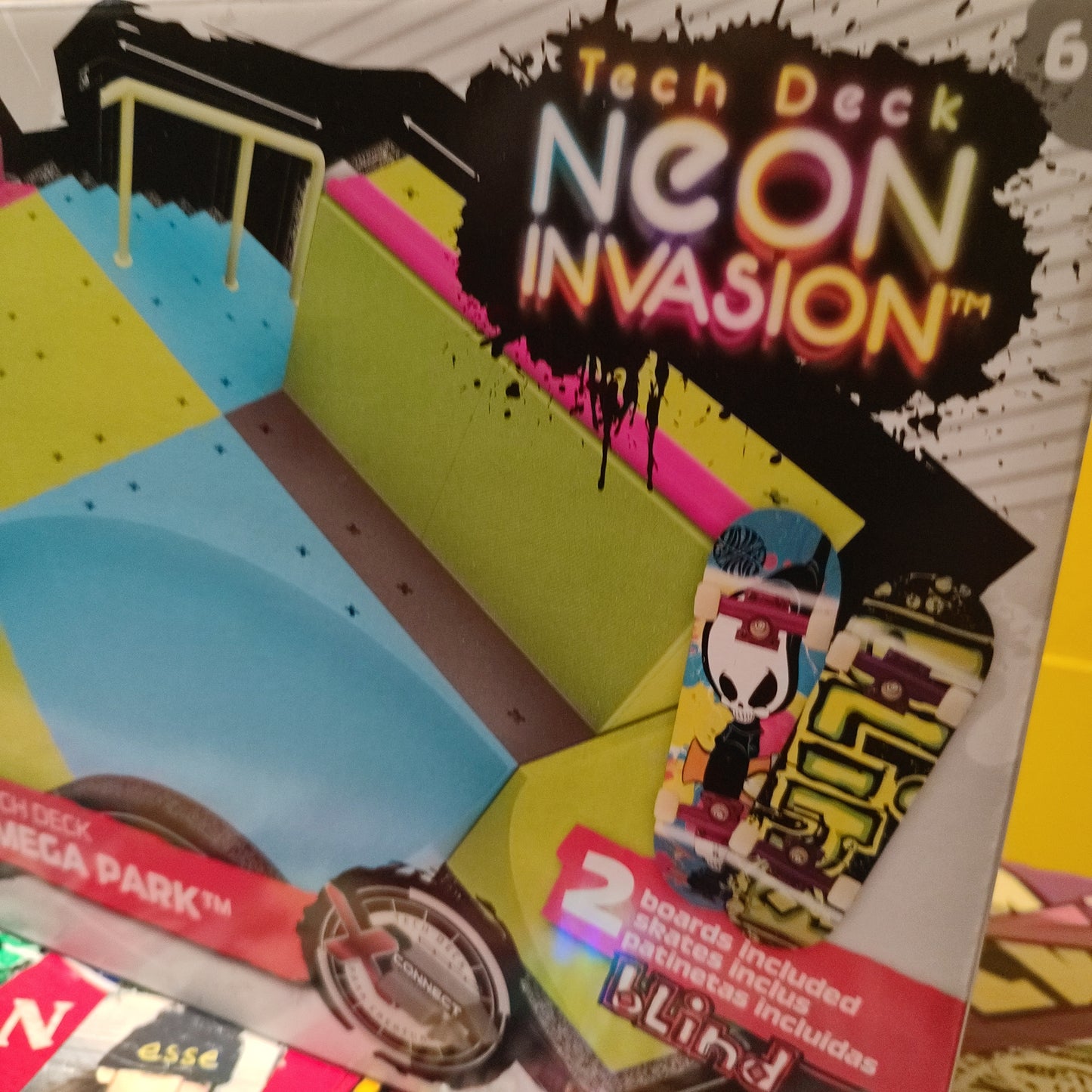 Tech Deck Neon Mega Park